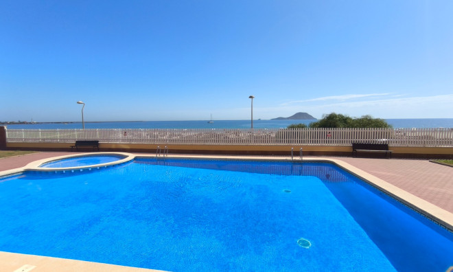 Apartamento / piso - Segunda mano - La Manga Del Mar Menor - La Manga