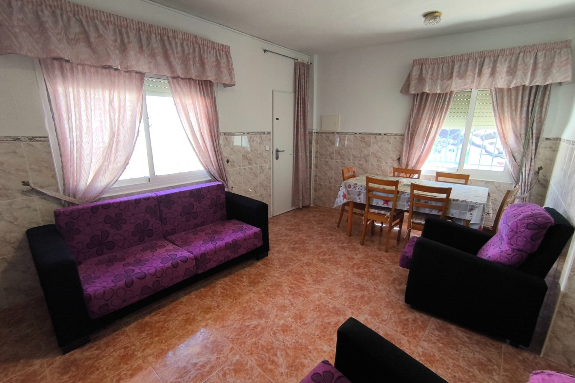 Återförsäljning - Bungalow -
Los Alcázares