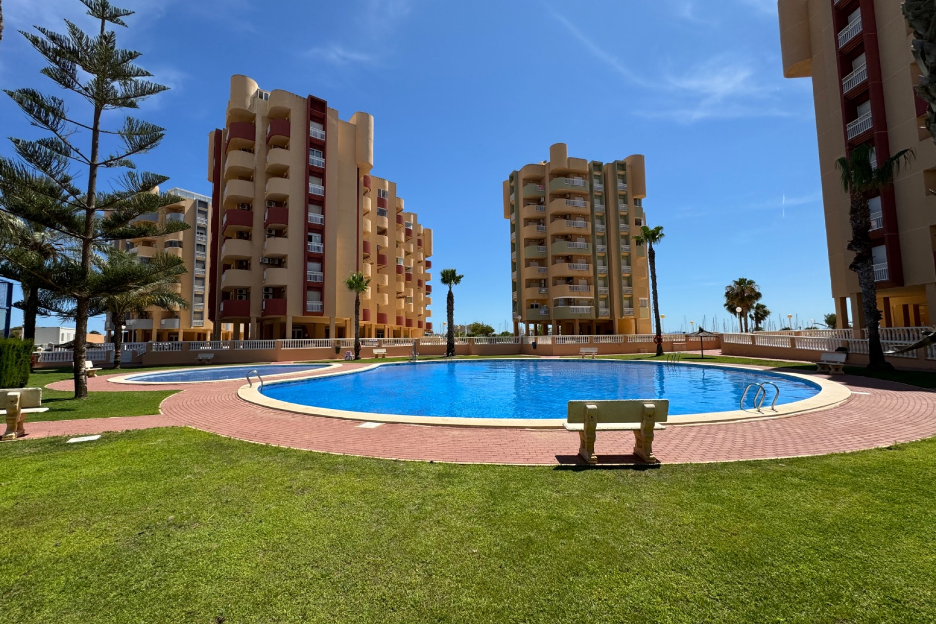 Återförsäljning - Lägenhet / lägenhet -
La Manga Del Mar Menor - La Manga