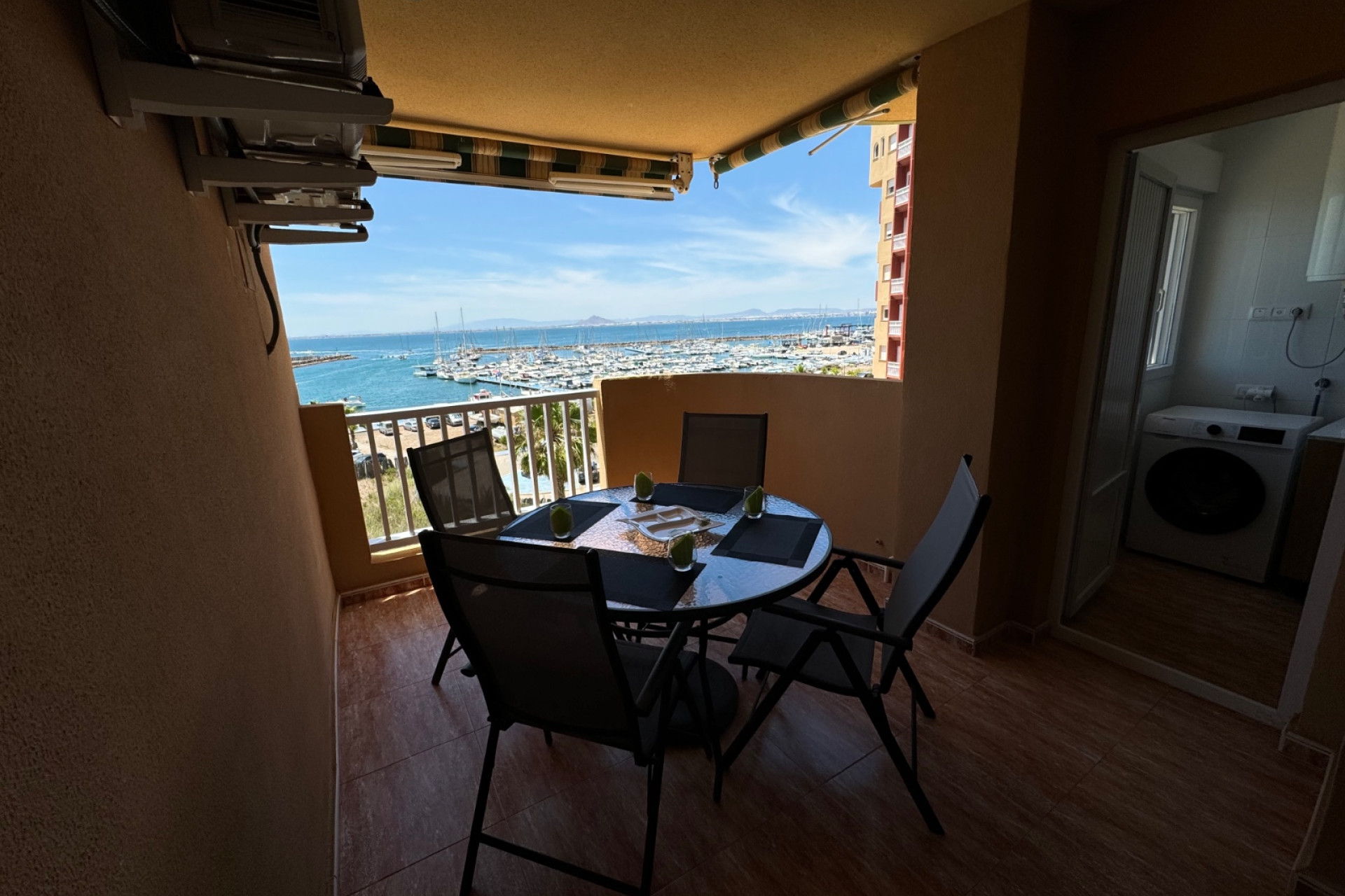 Återförsäljning - Lägenhet / lägenhet -
La Manga Del Mar Menor - La Manga