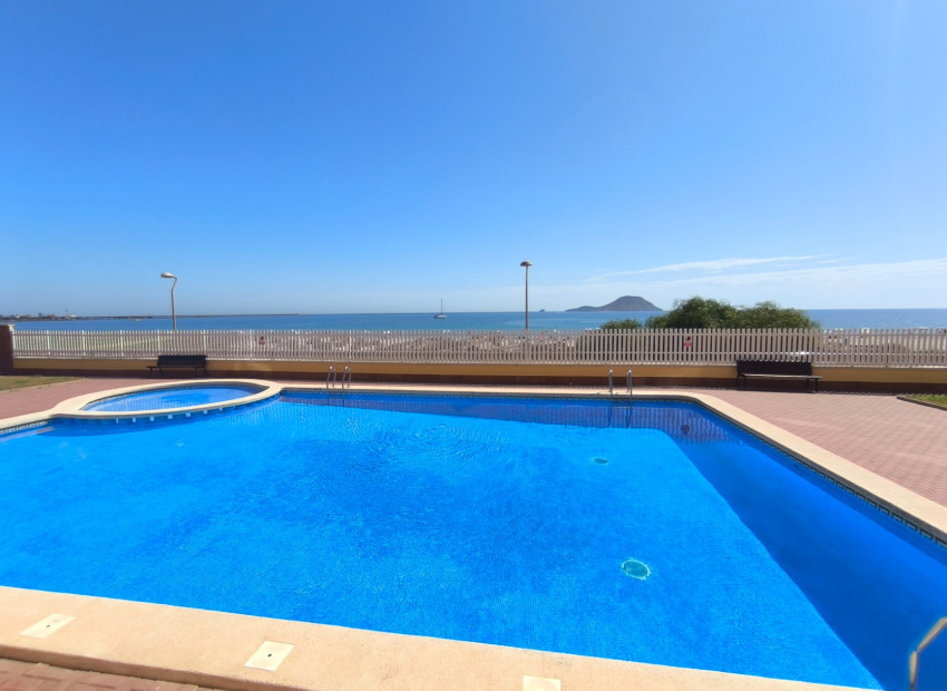 Återförsäljning - Lägenhet / lägenhet -
La Manga Del Mar Menor - La Manga