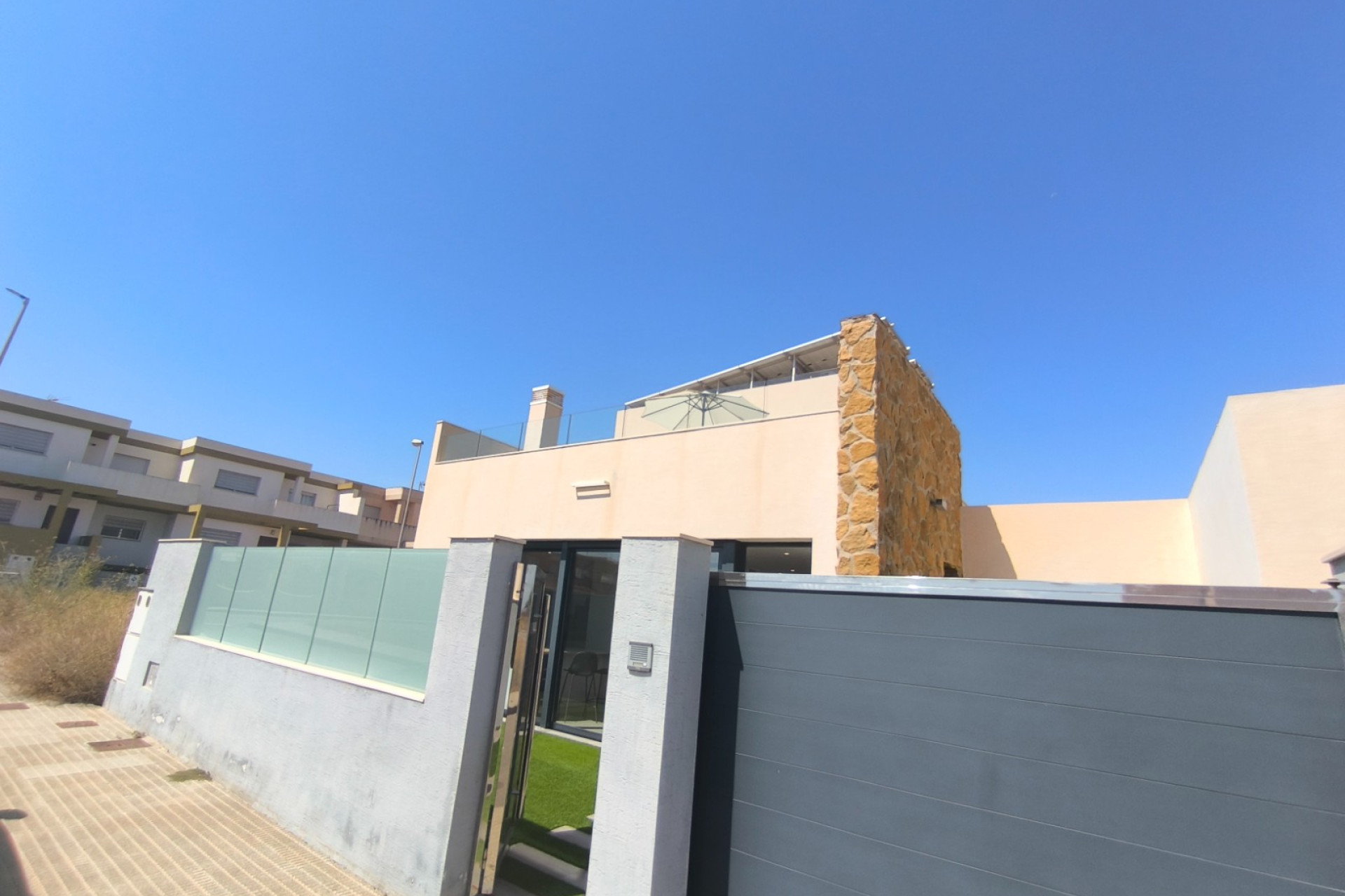 Återförsäljning - Villa -
Cartagena - Los Belones