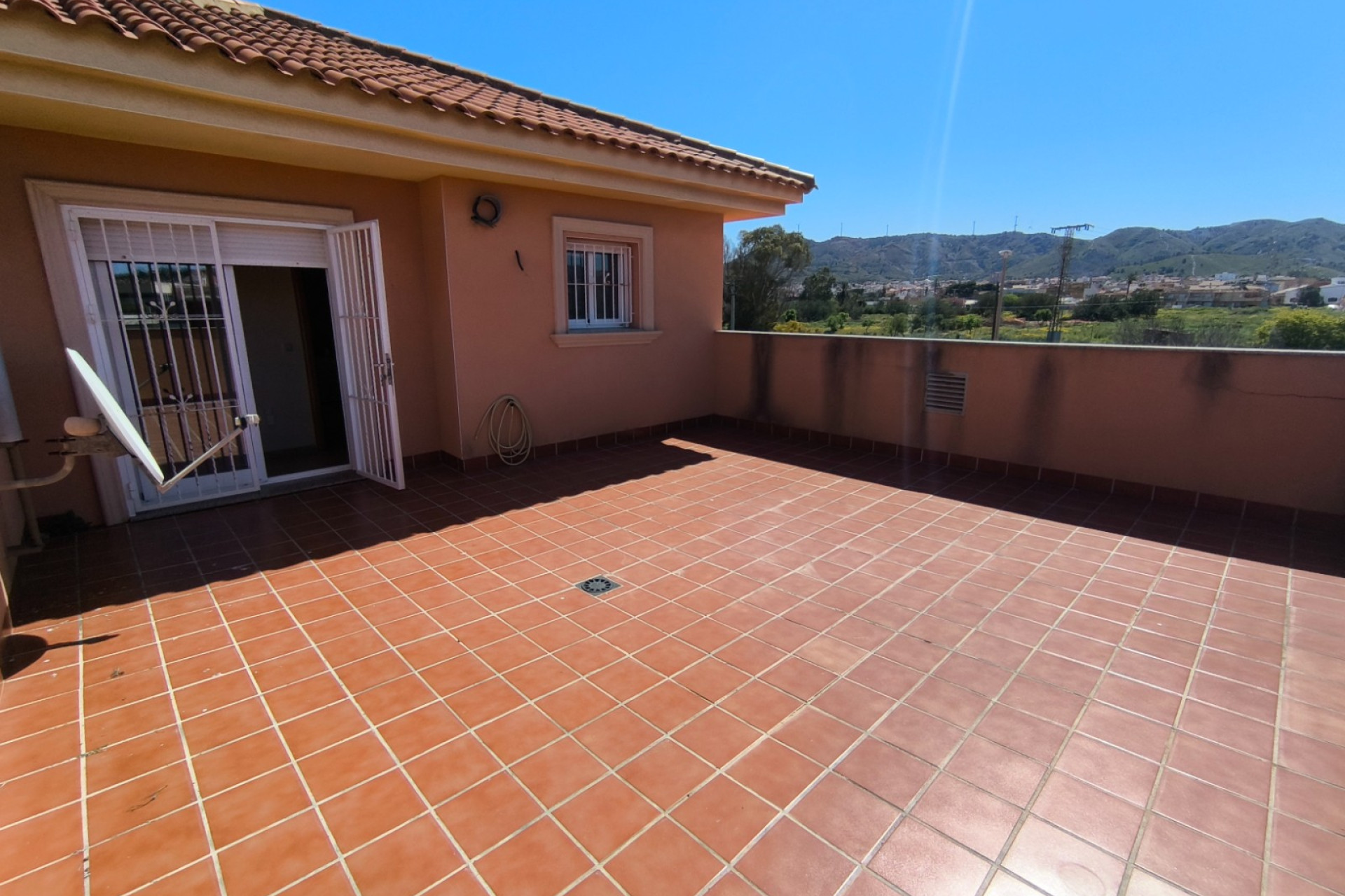 Återförsäljning - Villa -
Cartagena