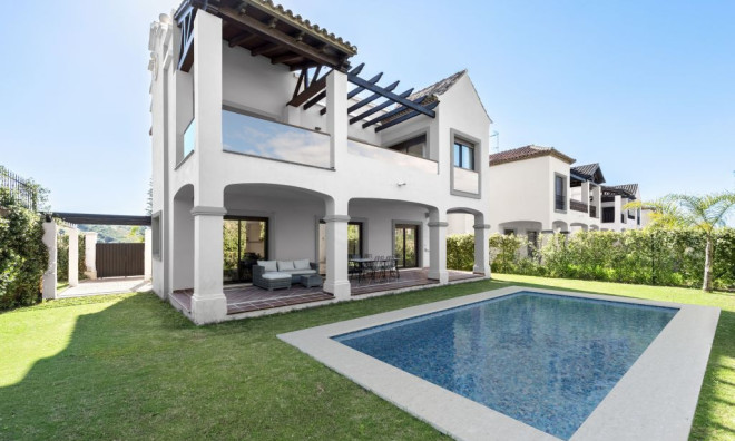 detached - Nieuwbouw Woningen - Estepona - Estepona