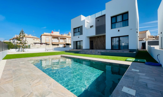 Herenhuis - Nieuwbouw Woningen - Torrevieja - Torrevieja