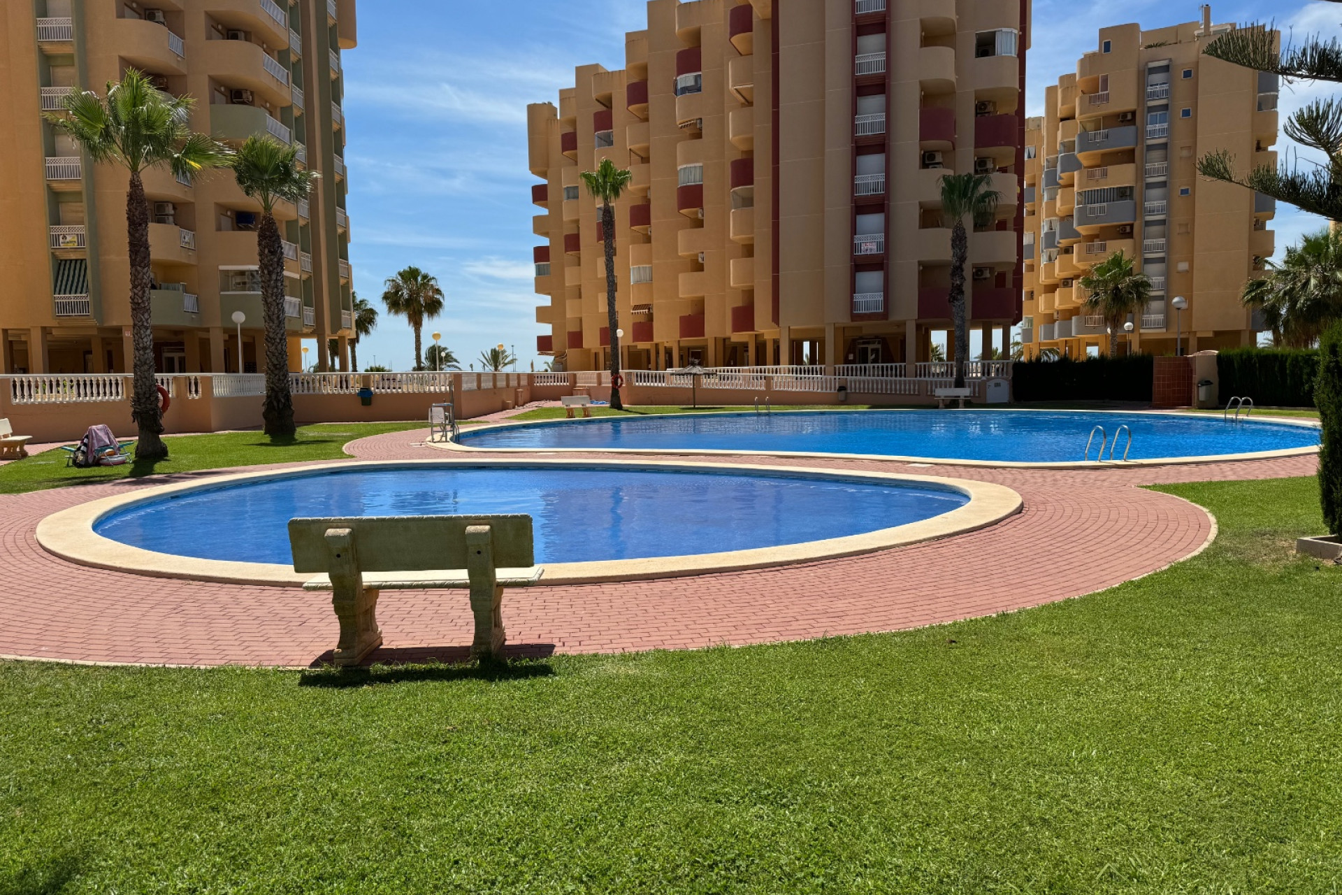 Herverkoop - Appartement / flat -
La Manga Del Mar Menor - La Manga