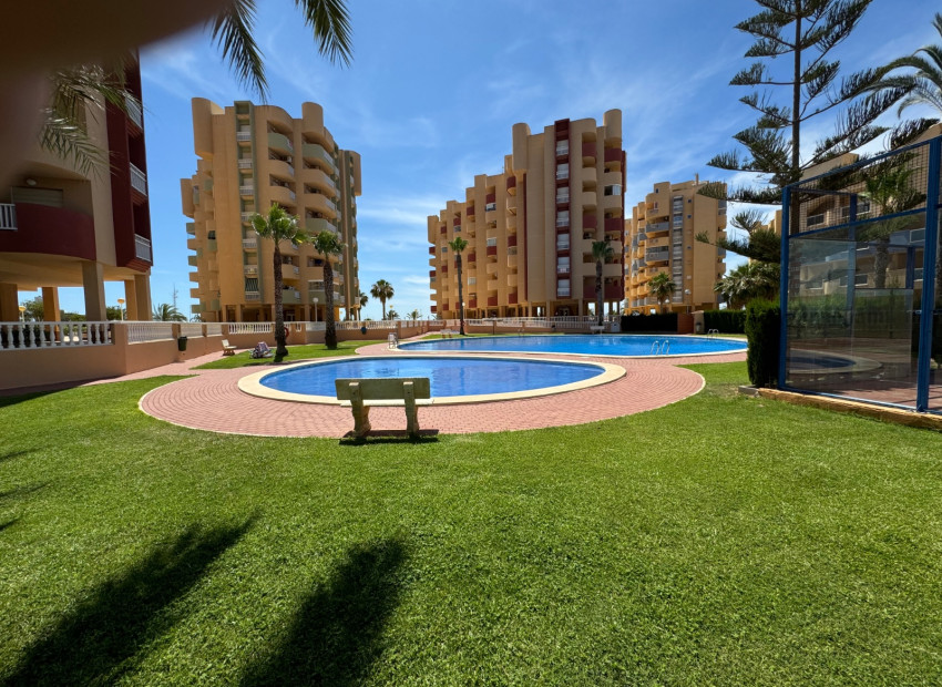 Herverkoop - Appartement / flat -
La Manga Del Mar Menor - La Manga