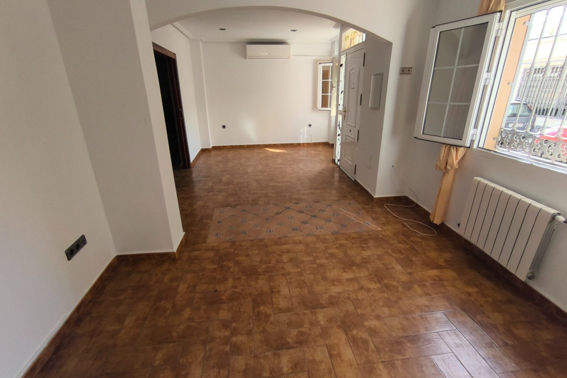 Herverkoop - Villa -
Los Montesinos