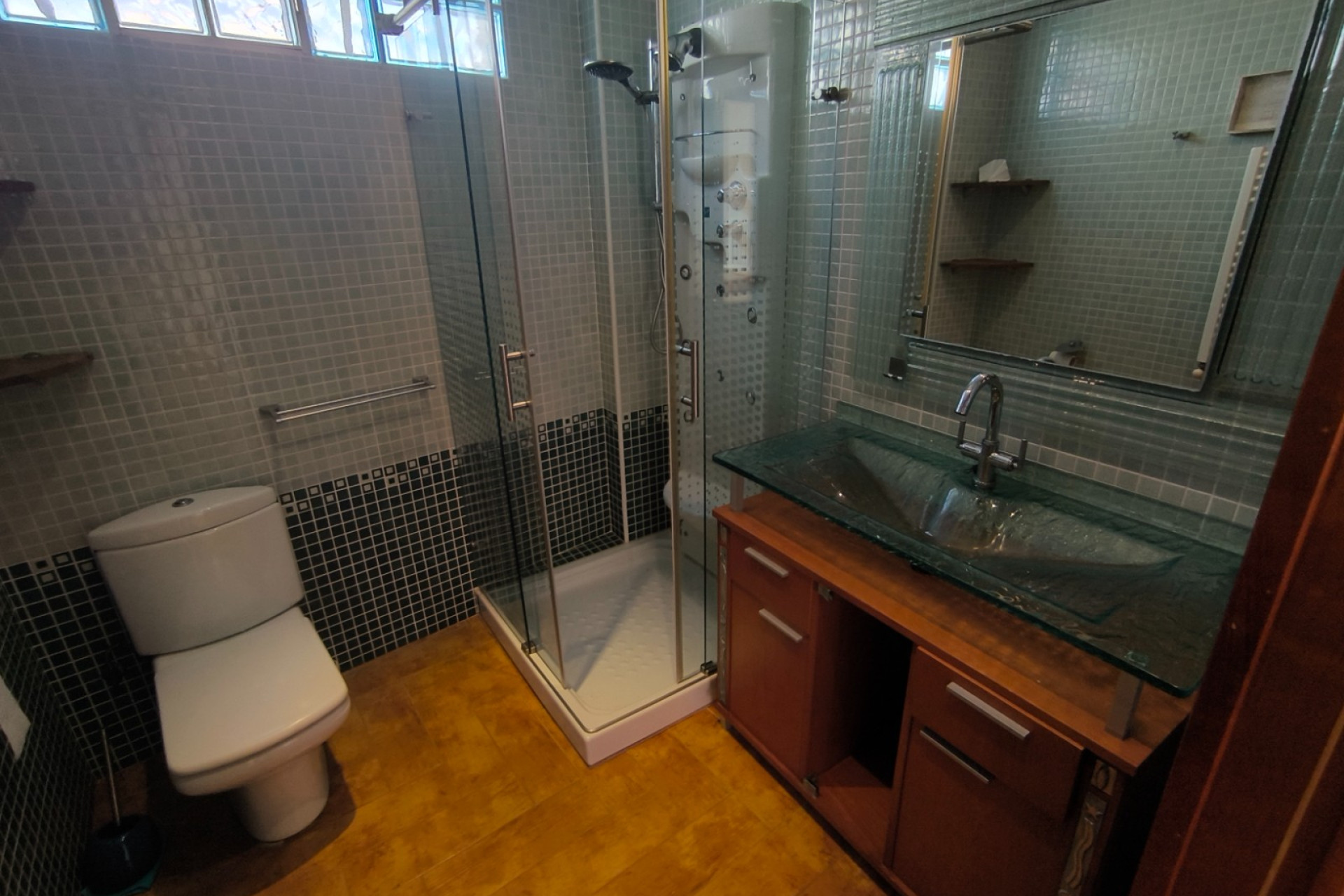 Herverkoop - Villa -
Los Montesinos