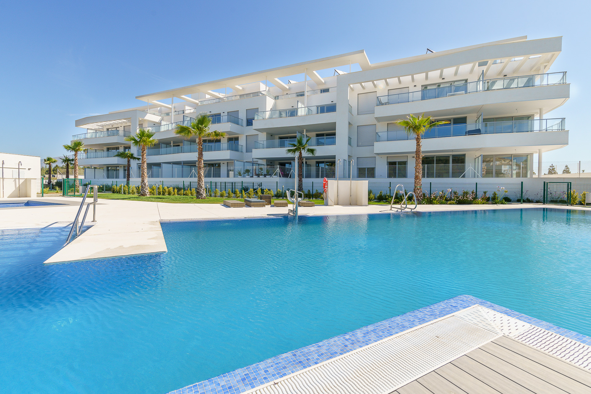 New Build - apartment -
Las Lagunas de Mijas