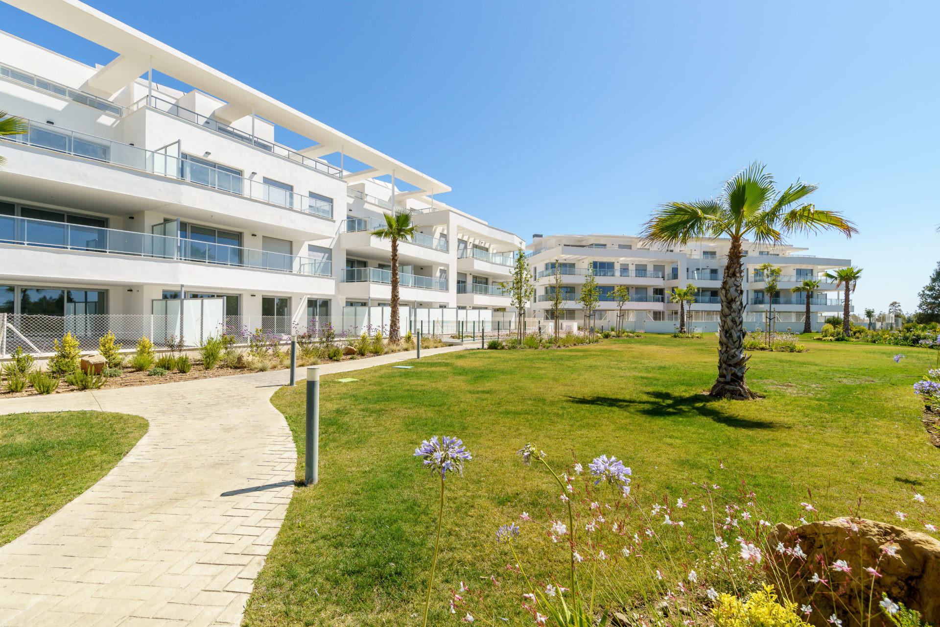 New Build - apartment -
Las Lagunas de Mijas