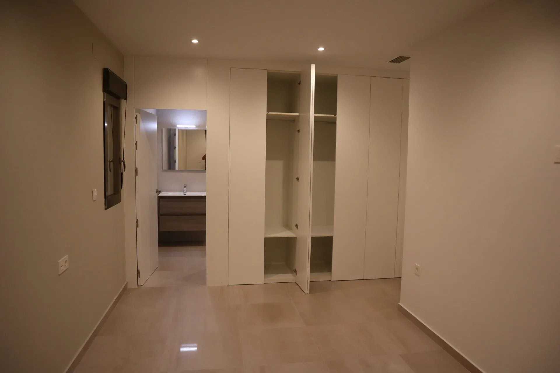 New Build - Townhouse -
Aspe