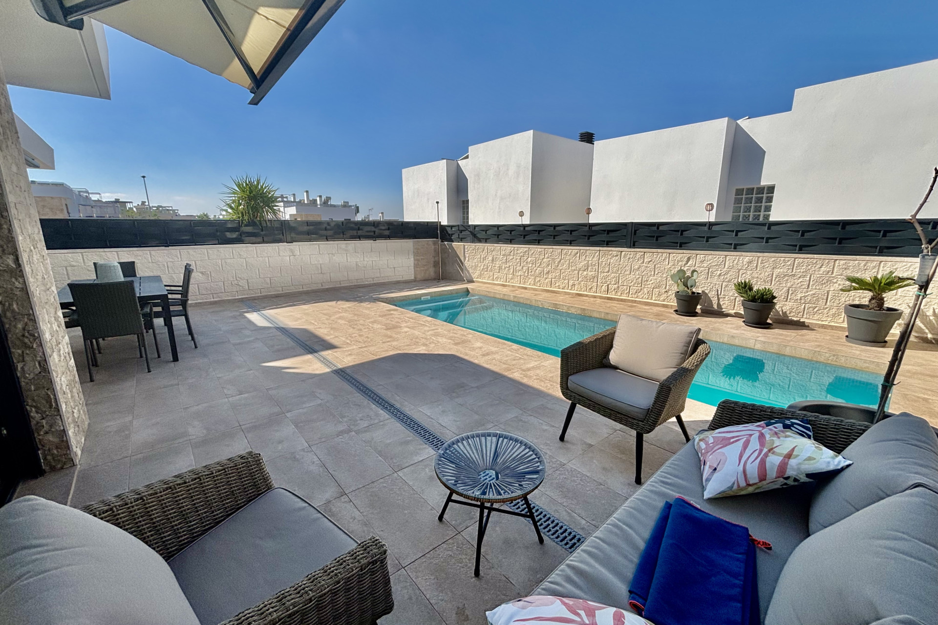 New Build - Townhouse -
Benijofar