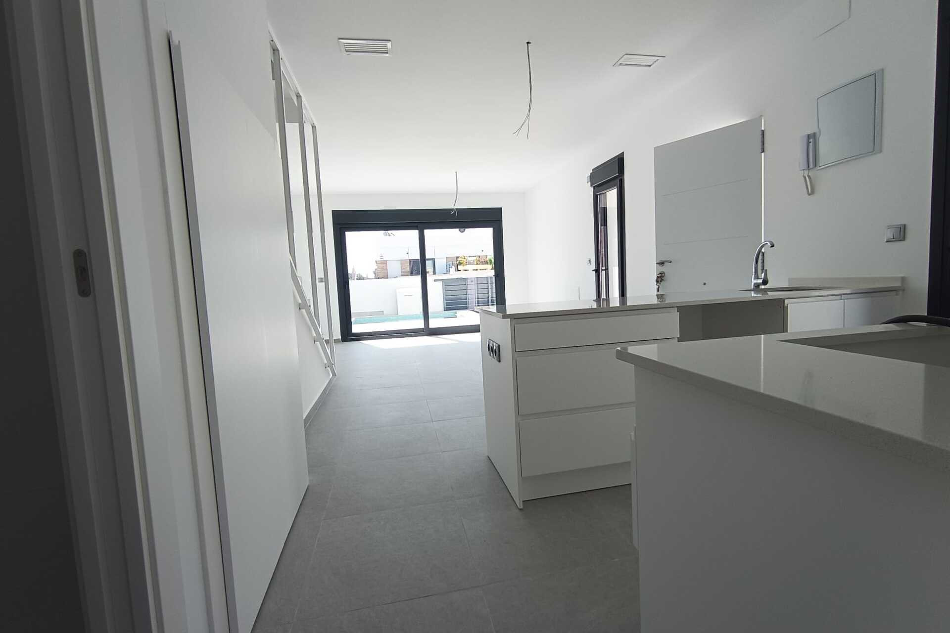 New Build - Townhouse -
Daya Nueva