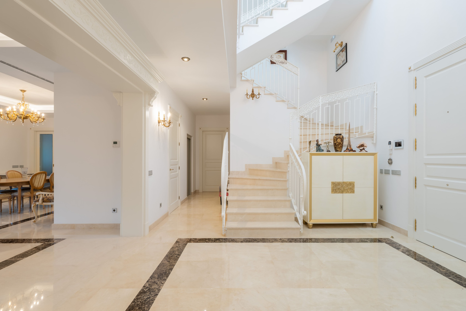 New Build - Villa -
Estepona