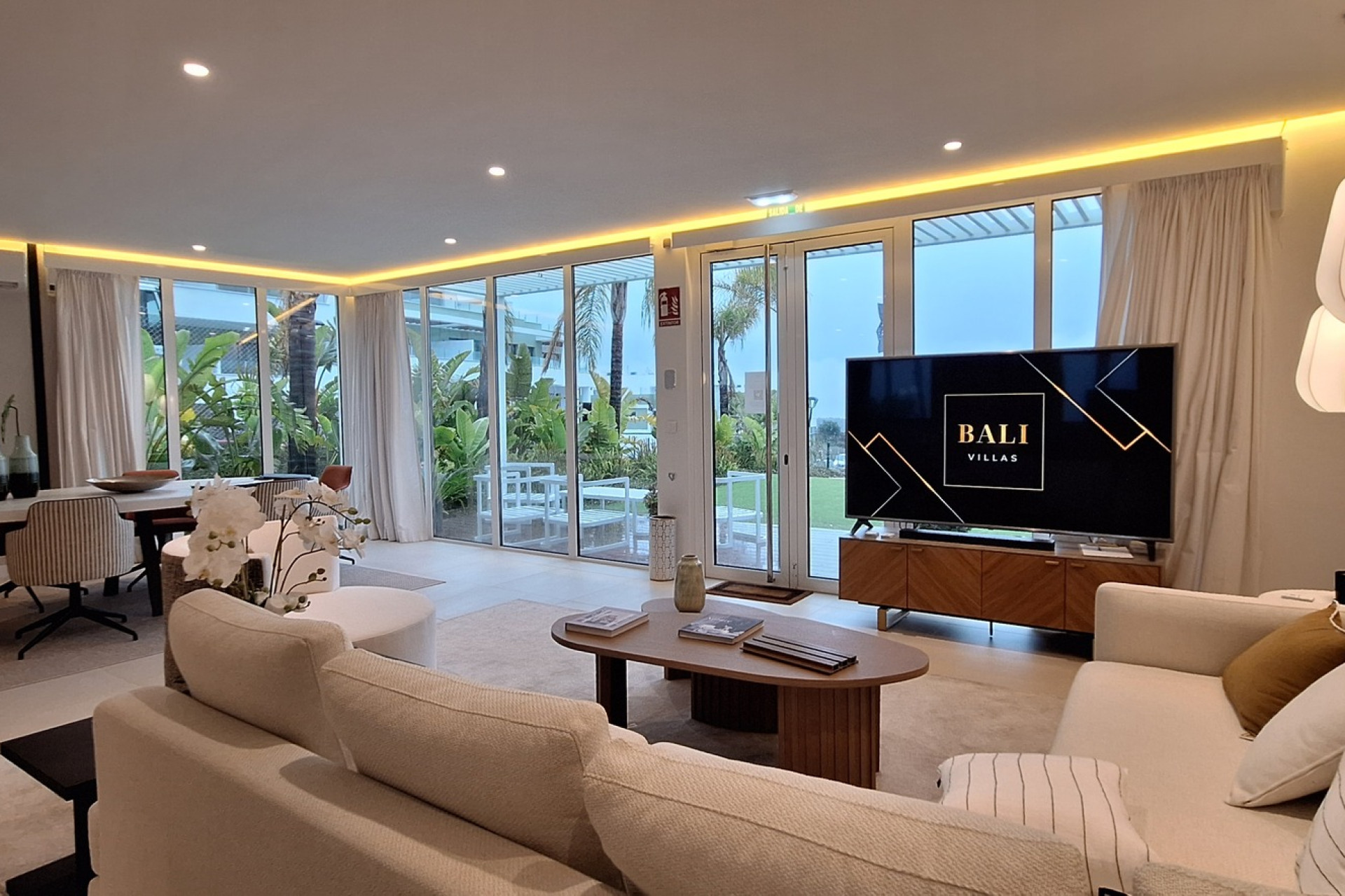 New Build - Villa -
La Cala de Mijas