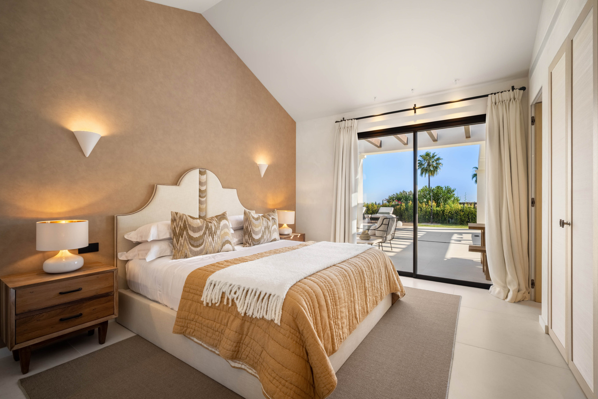 New Build - Villa -
Marbella