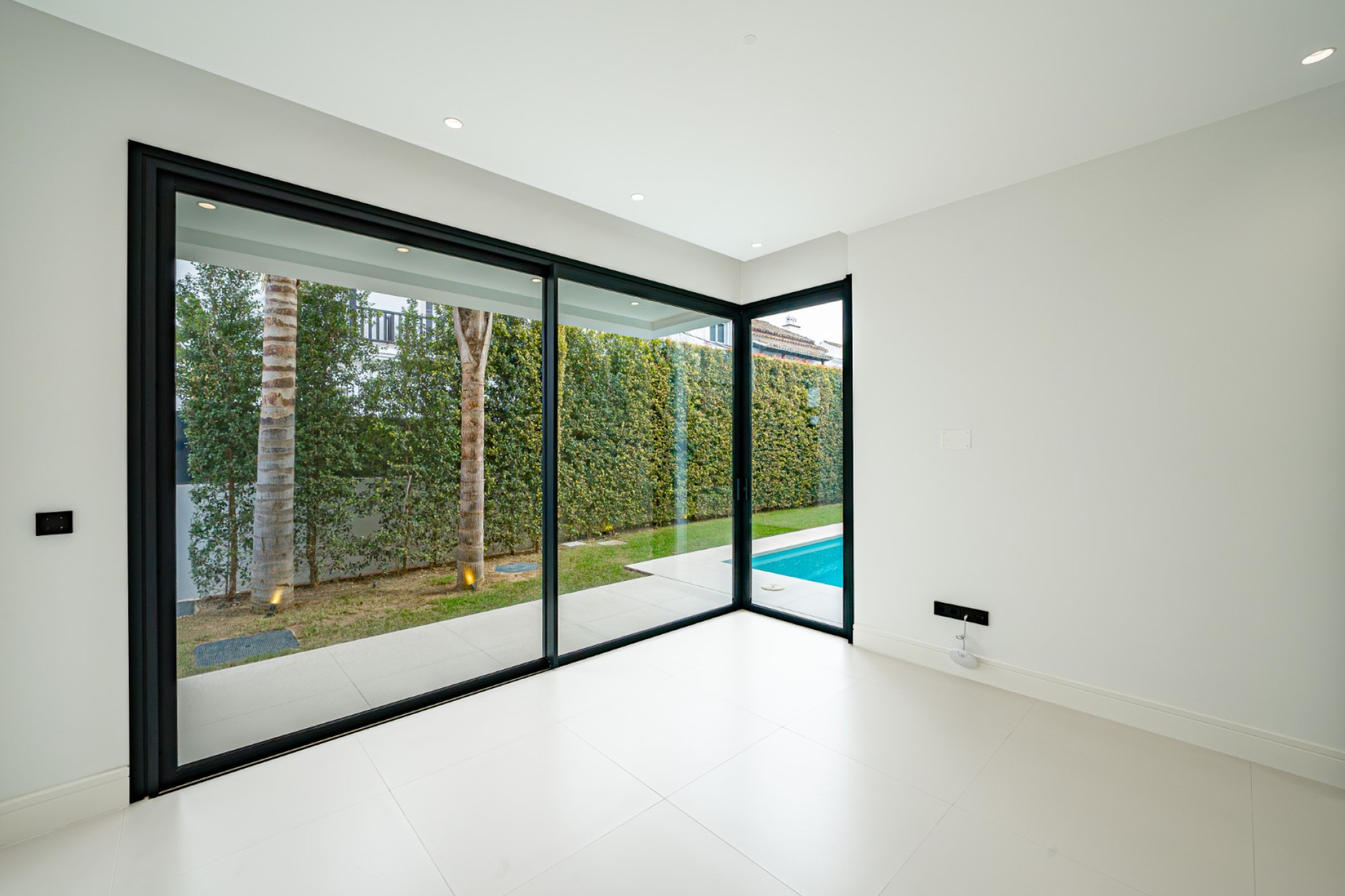 New Build - Villa -
Marbella