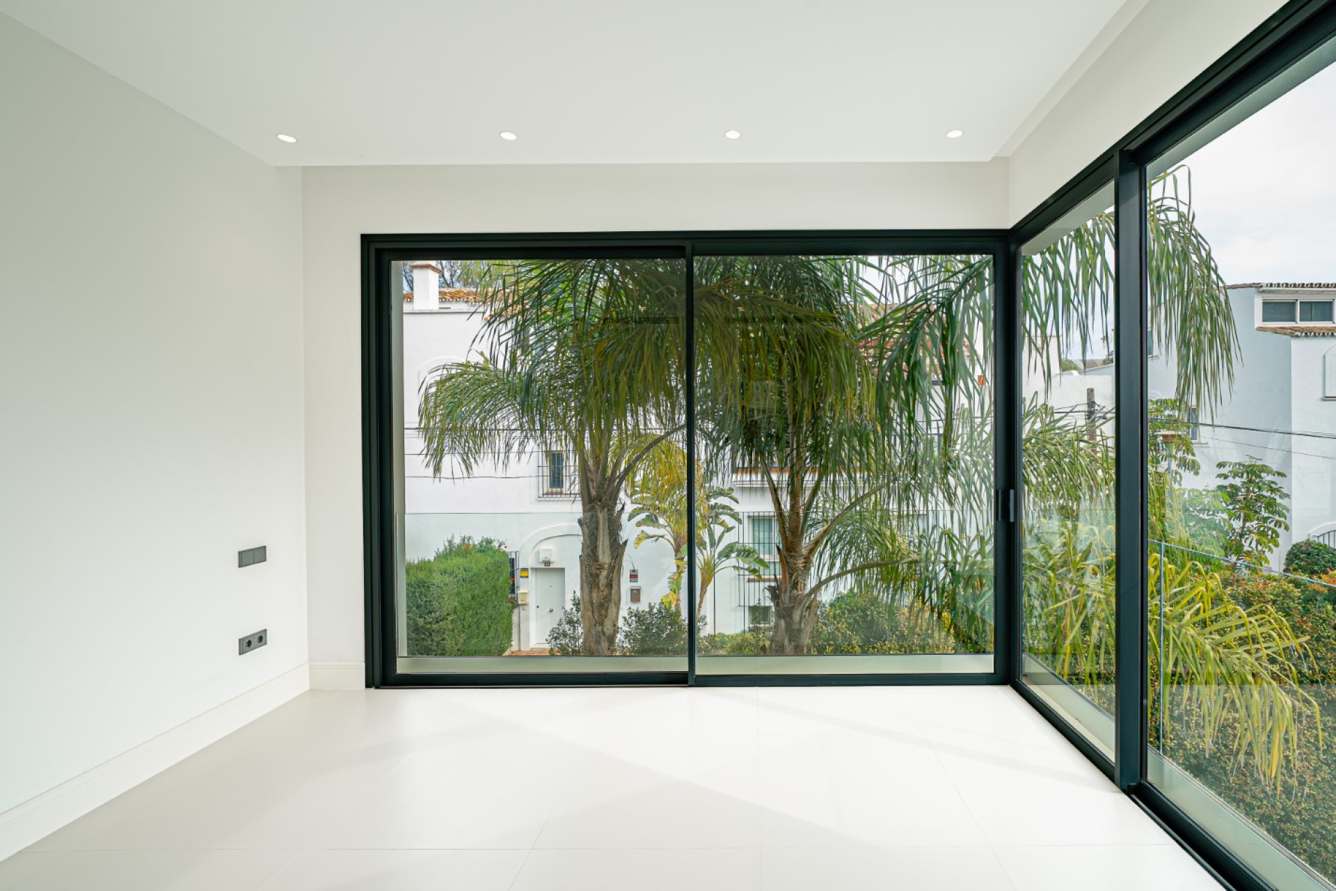 New Build - Villa -
Marbella