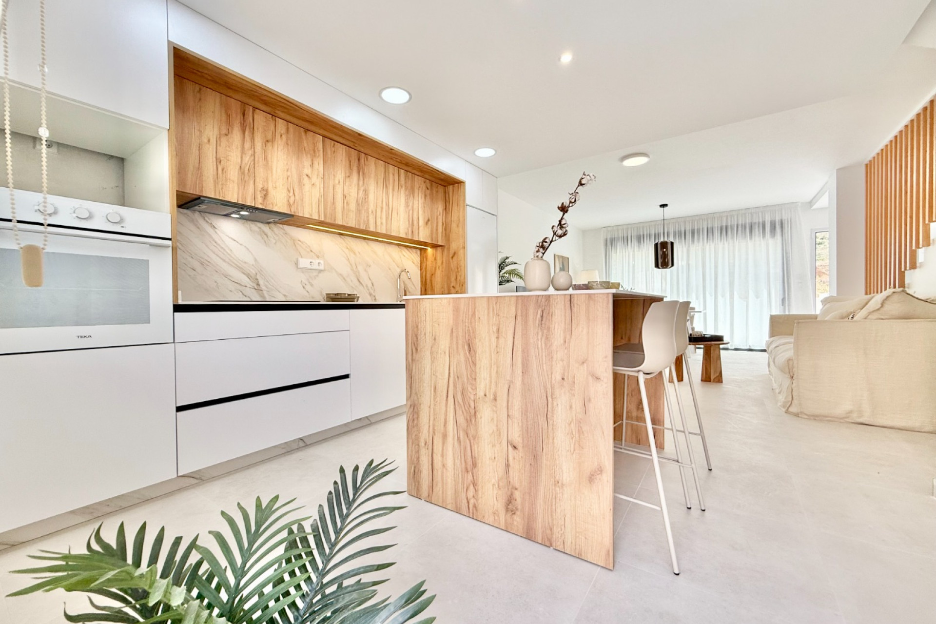 New Build - Villa / Semi semi-detached -
Cox