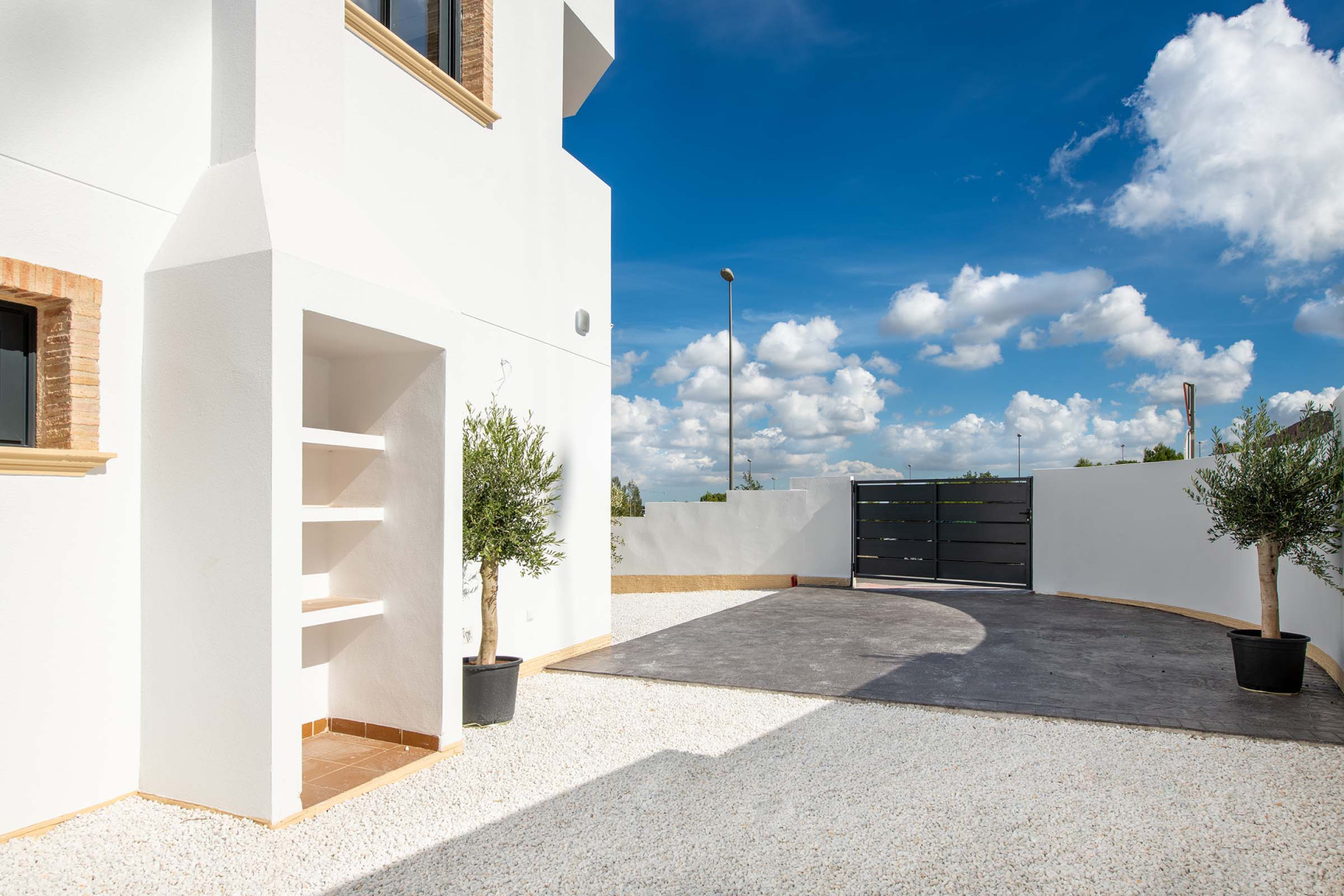 New Build - Villa / Semi semi-detached -
Cox
