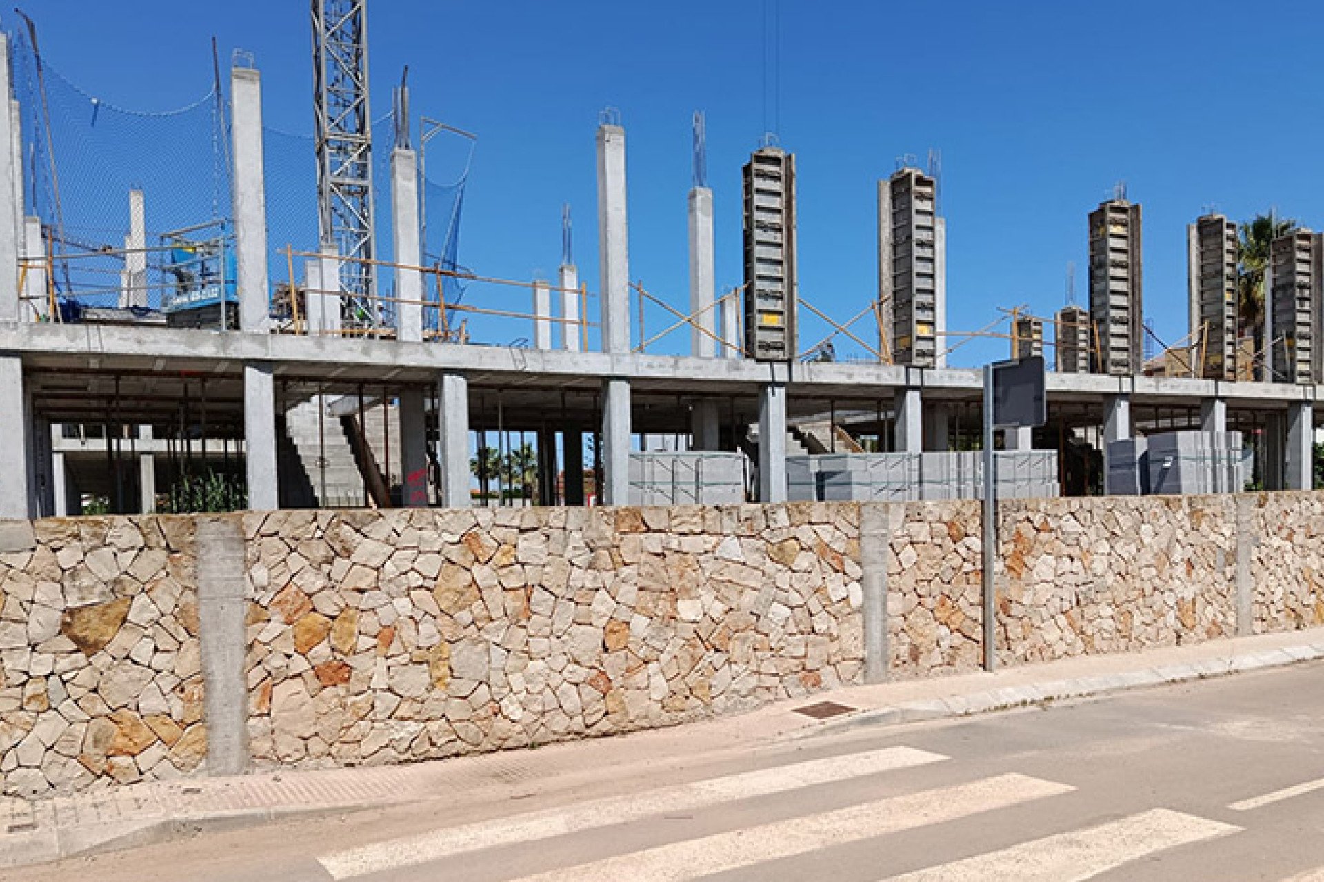 New Build - Villa / Semi semi-detached -
Denia - Dénia