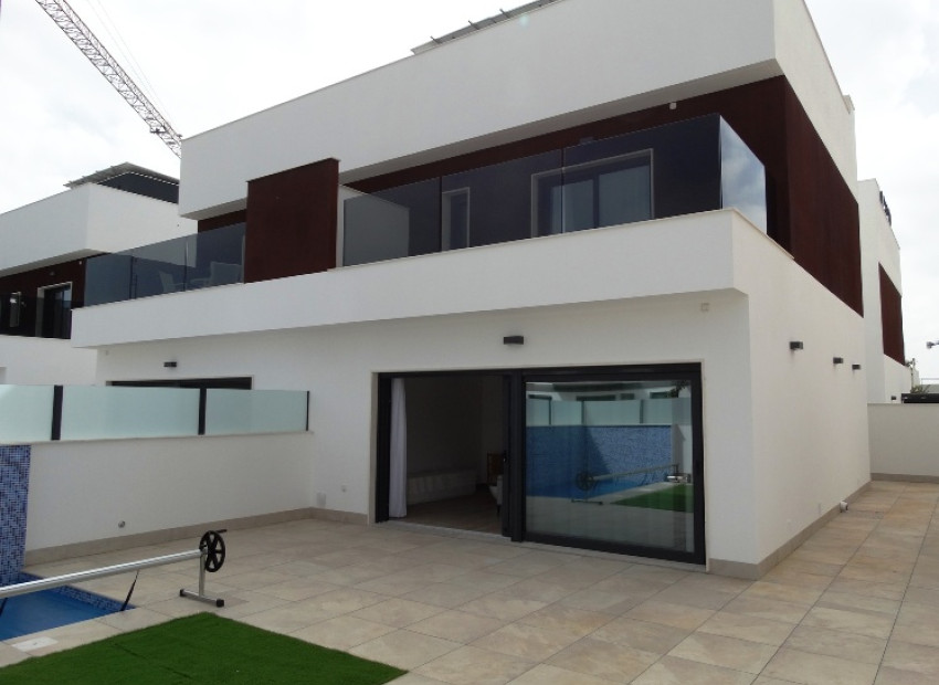 New Build - Villa / Semi semi-detached -
Pilar de la Horadada