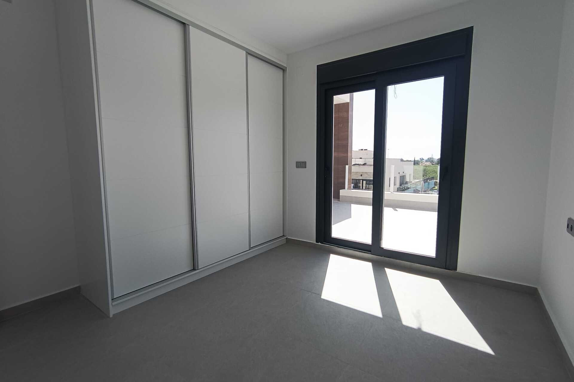 Nieuwbouw Woningen - Herenhuis -
Daya Nueva