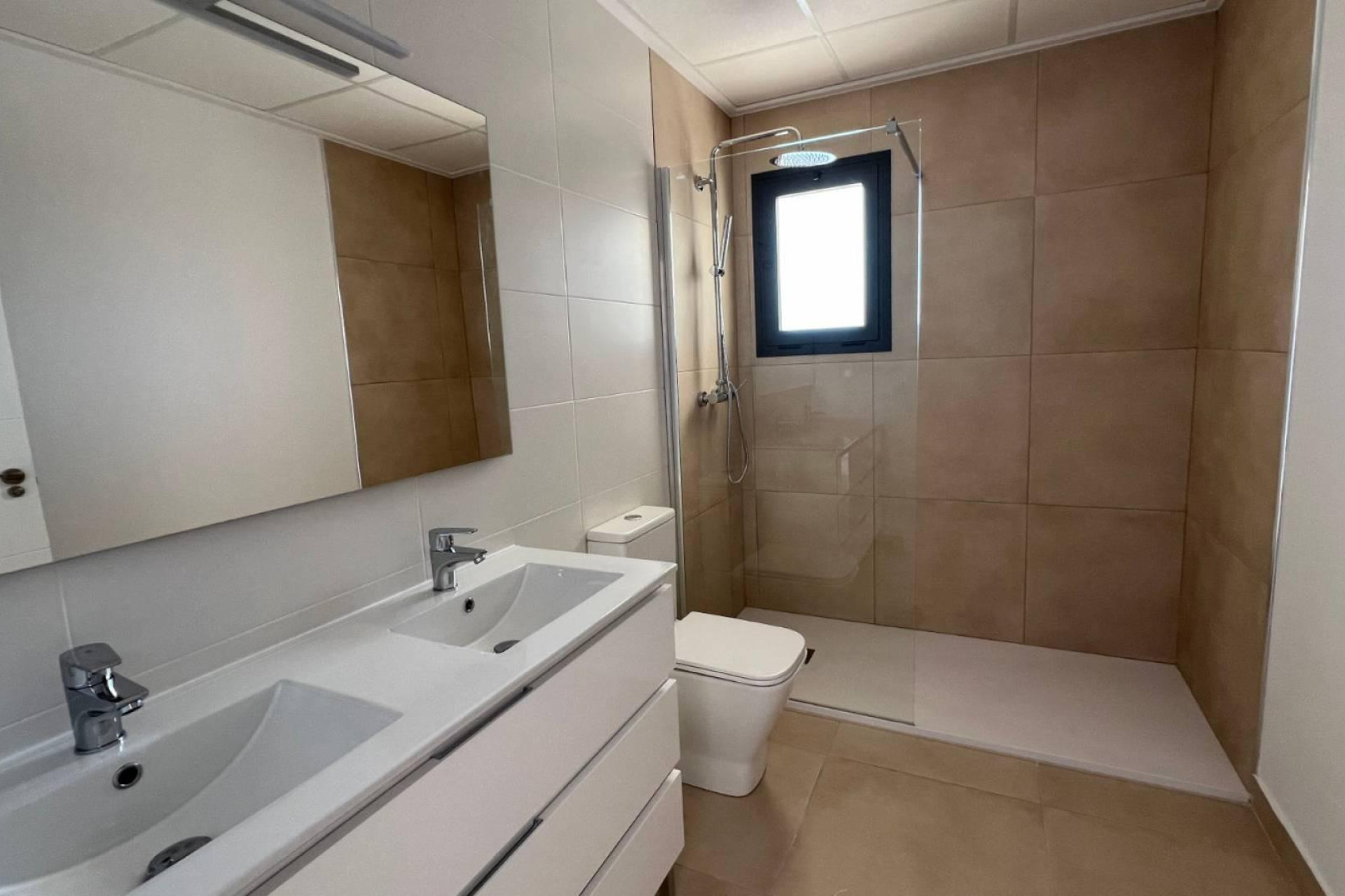 Nieuwbouw Woningen - Herenhuis -
La Canalosa