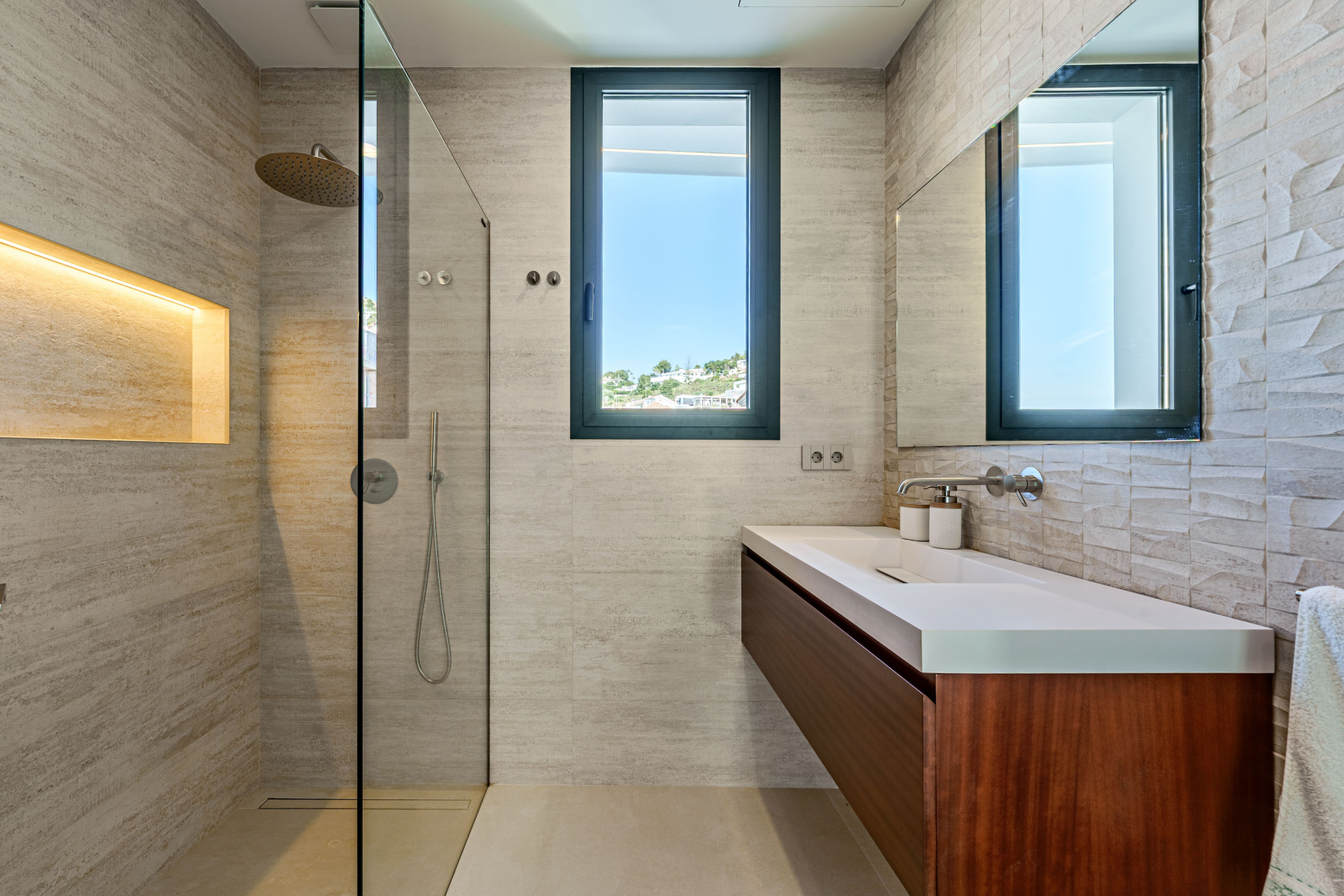 Nieuwbouw Woningen - Villa -
Benalmádena