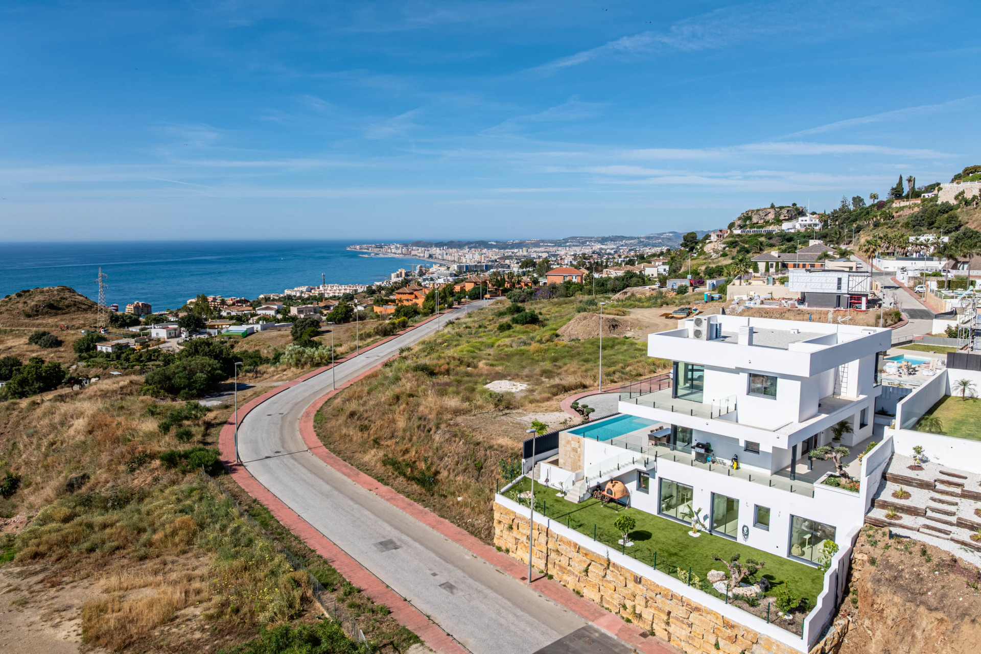 Nieuwbouw Woningen - Villa -
Benalmádena