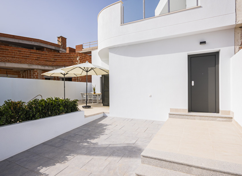 Nieuwbouw Woningen - Villa / Halfvrijstaand -
Torrevieja