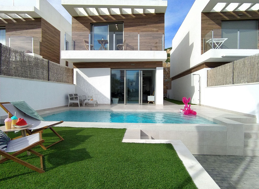 Nieuwbouw Woningen - Villa / Halfvrijstaand -
Villamartin