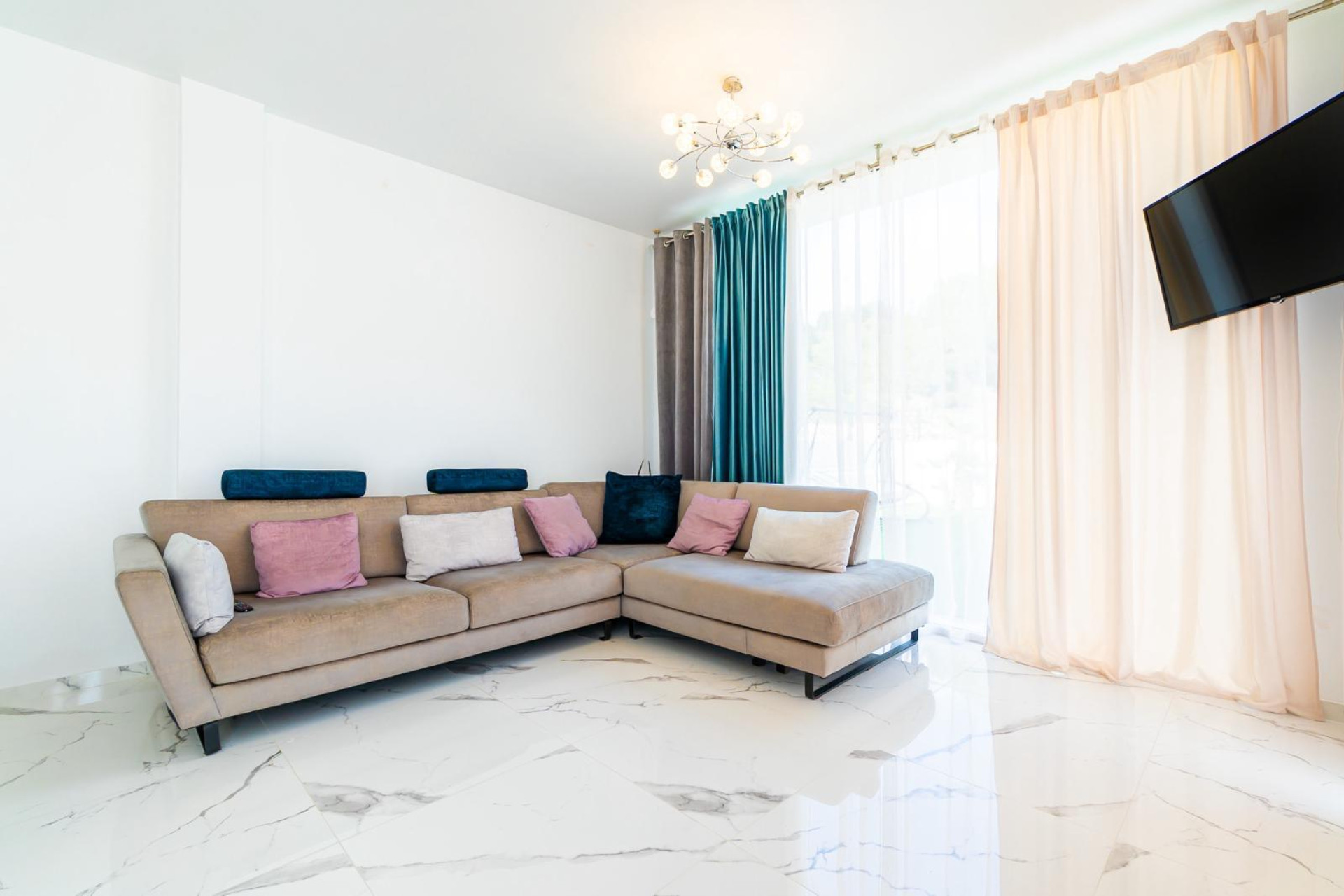 Nieuwbouw Woningen - Villa / Halfvrijstaand -
Villamartin