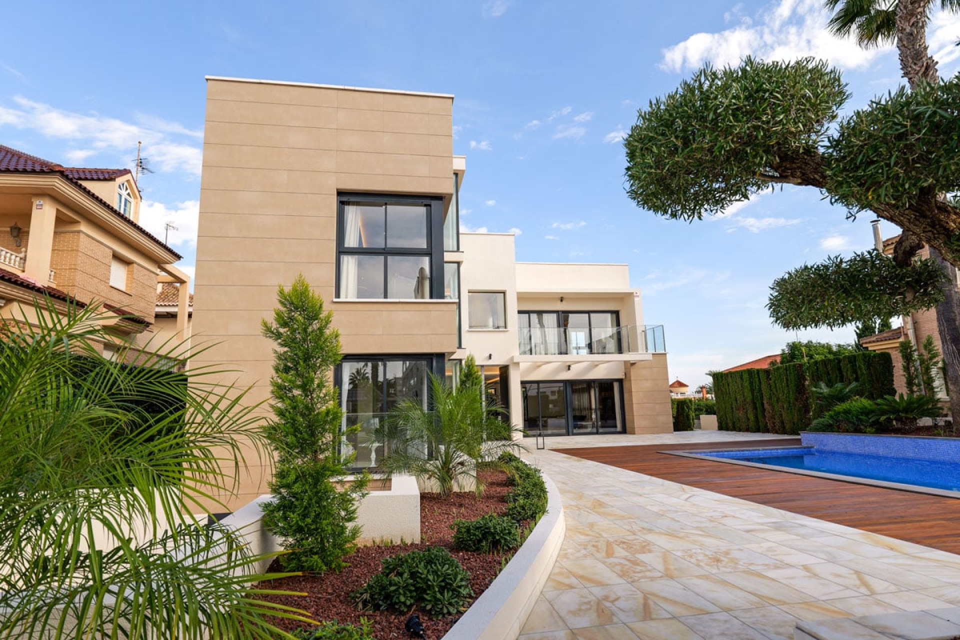Nieuwbouw Woningen - Villa -
Torrevieja