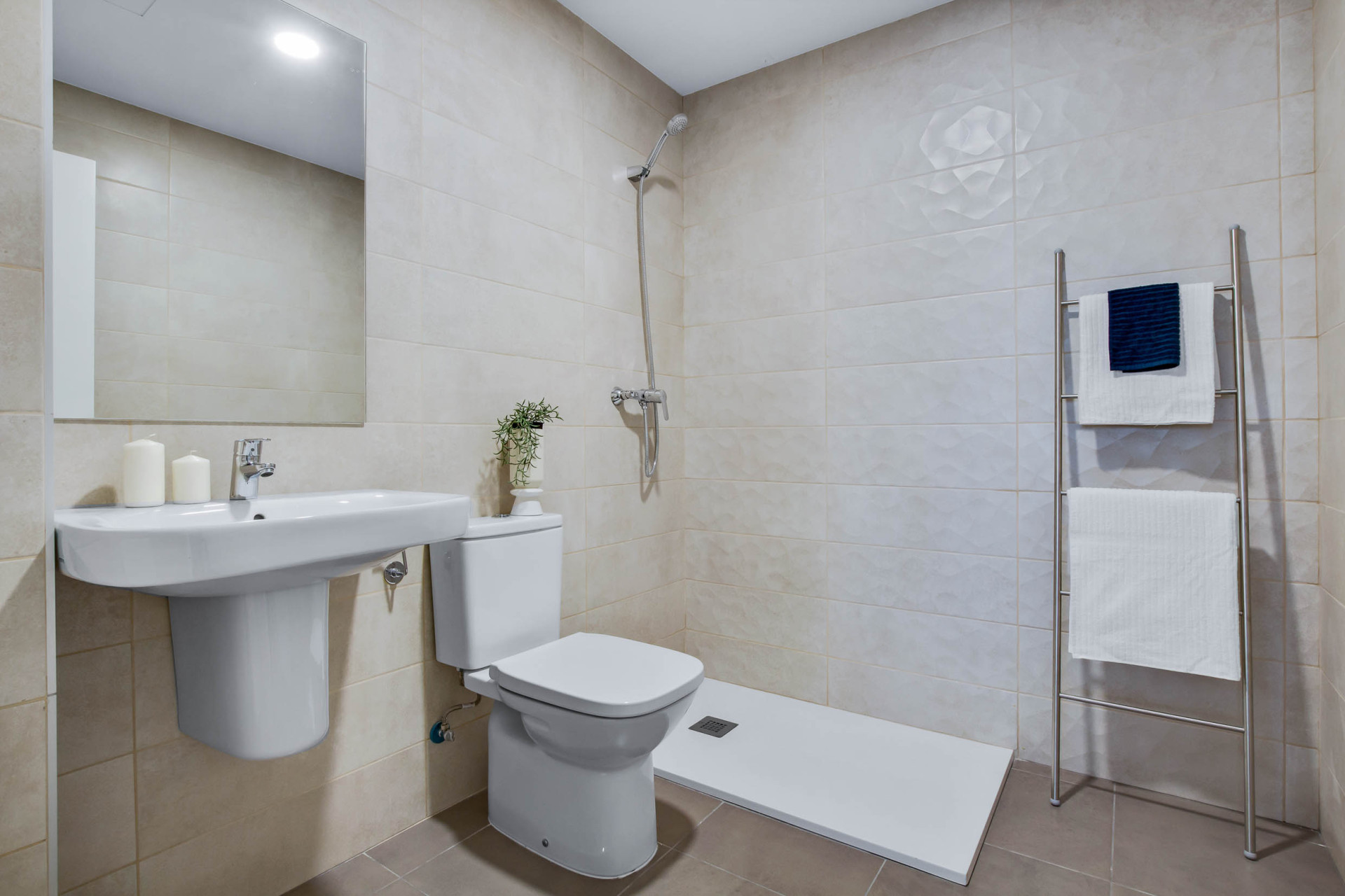 Nouvelle construction - Appartement -
Las Lagunas de Mijas