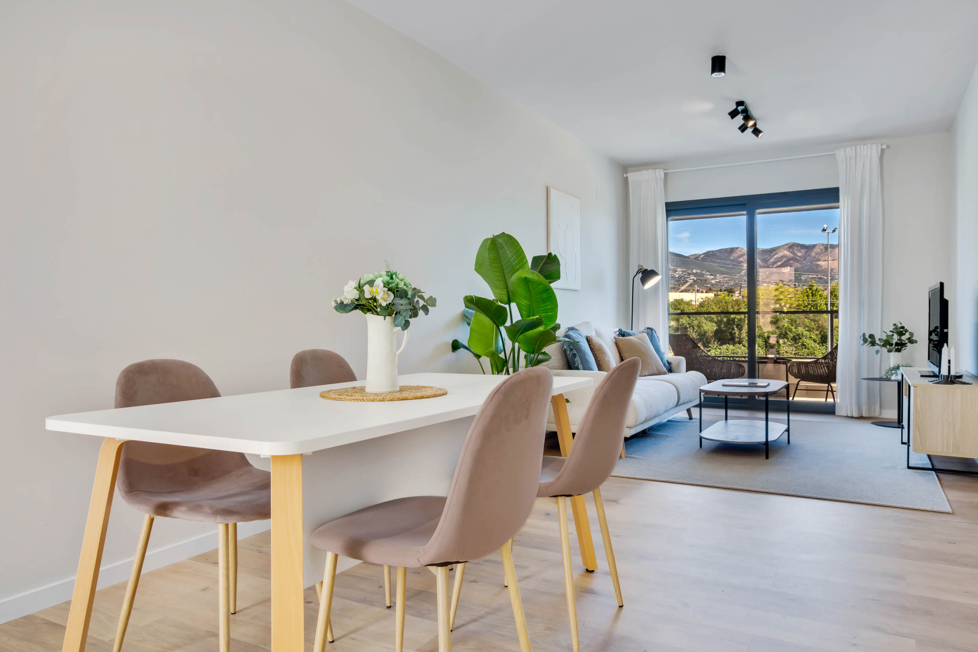 Nouvelle construction - Appartement -
Las Lagunas de Mijas