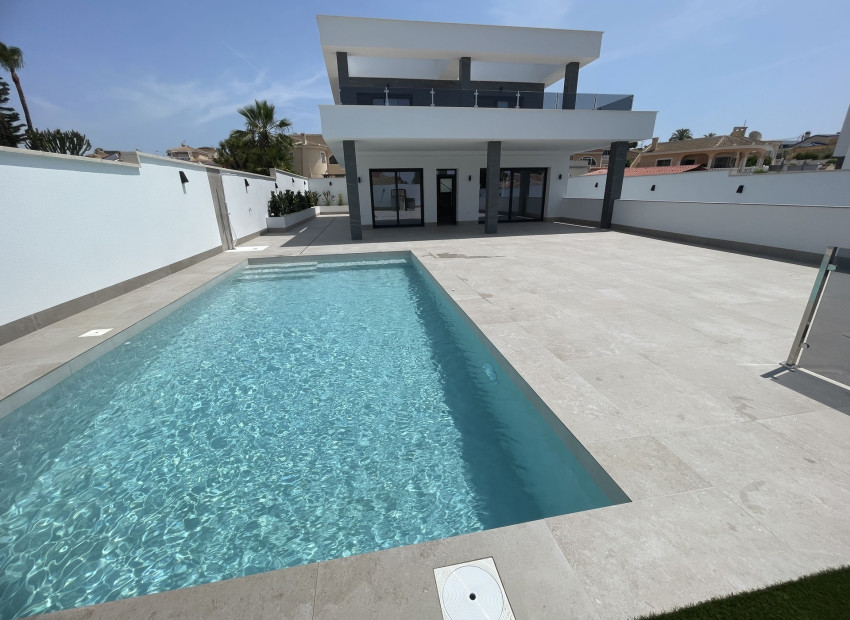 Nouvelle construction - Maison de ville -
Ciudad Quesada