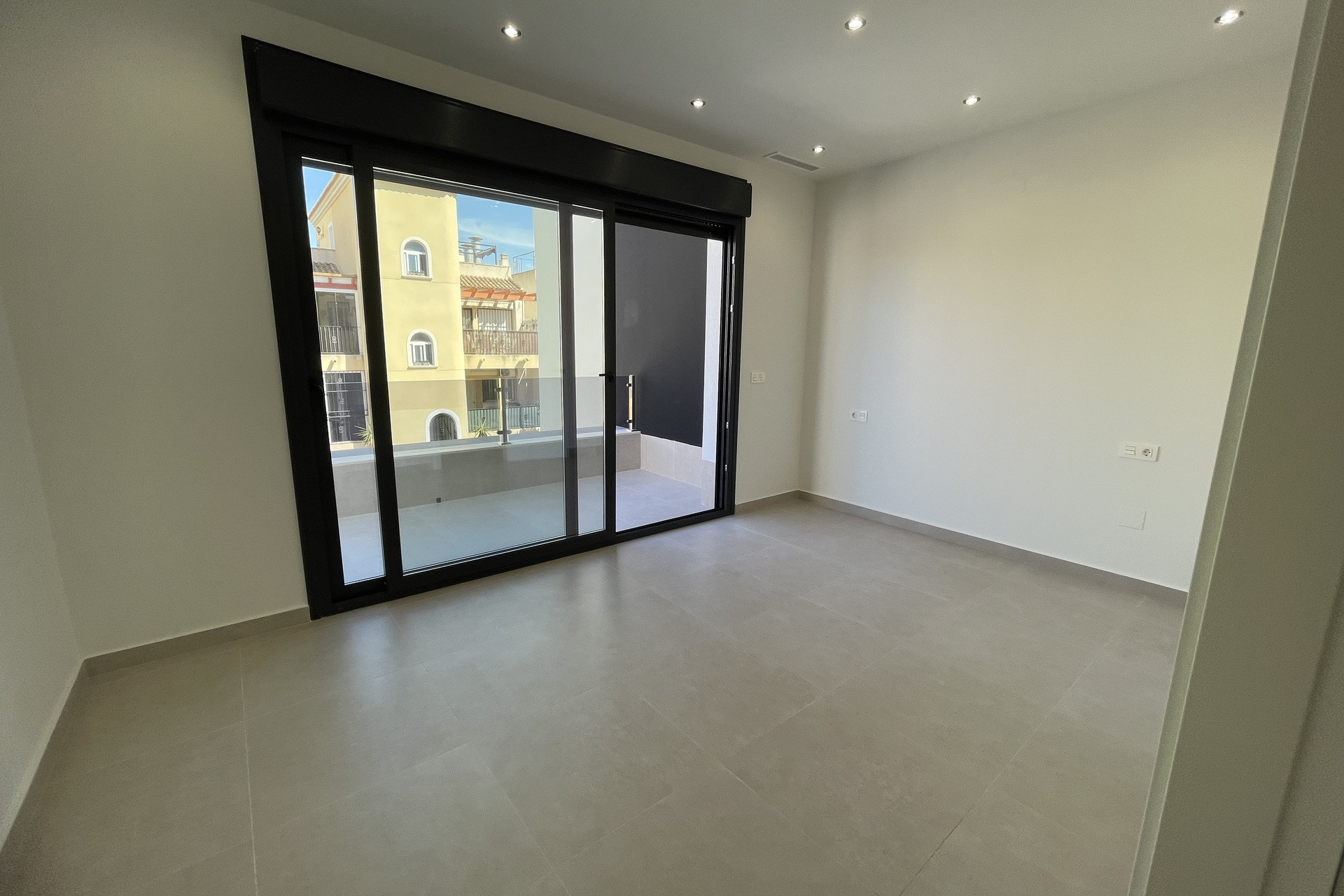 Nouvelle construction - Maison de ville -
Heredades