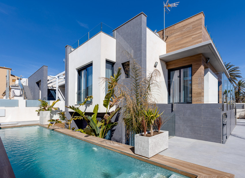 Nouvelle construction - Maison de ville -
La Mata