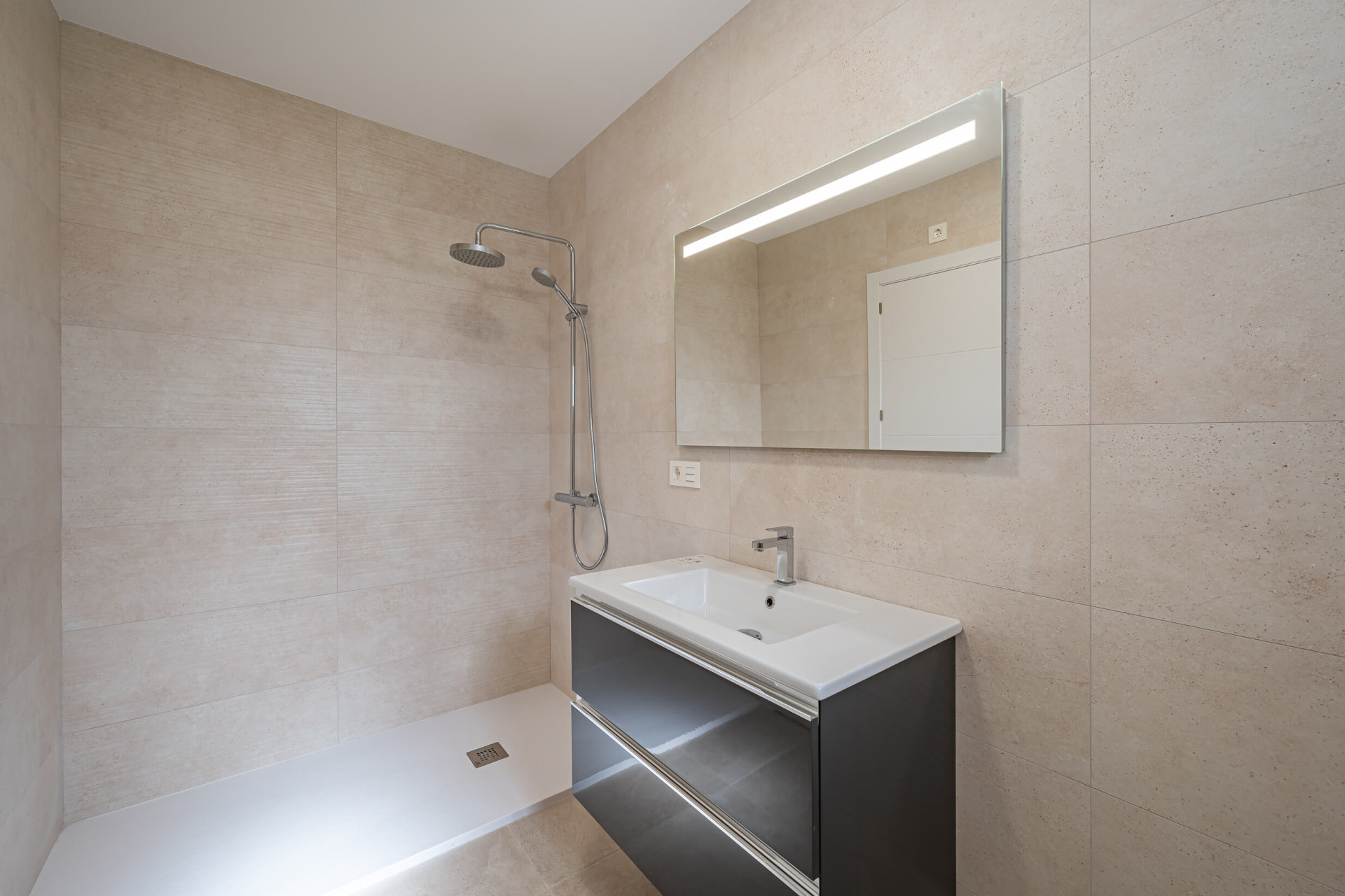 Nouvelle construction - Maison de ville -
Viñuela