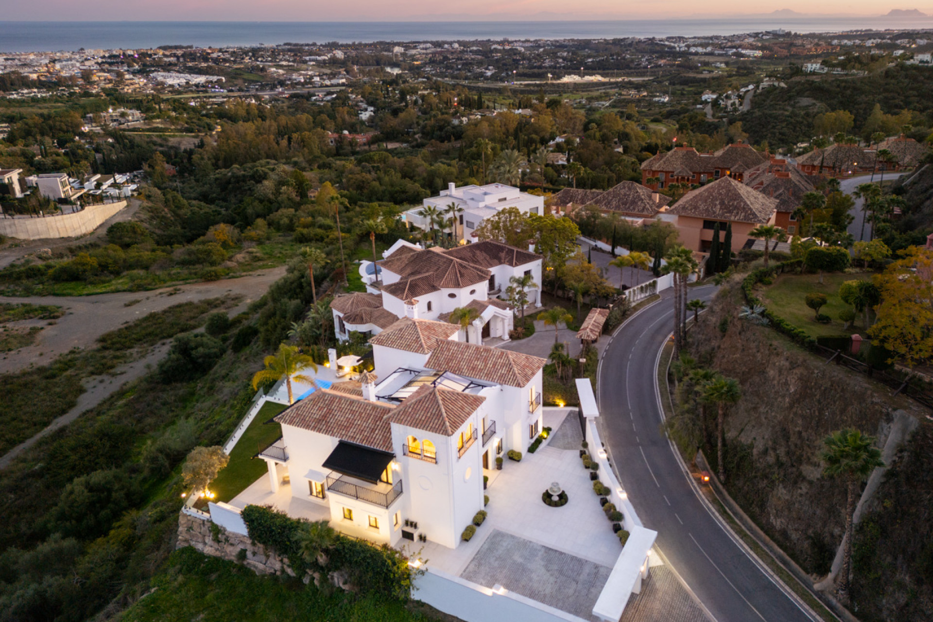 Nouvelle construction - Villa -
Benahavís