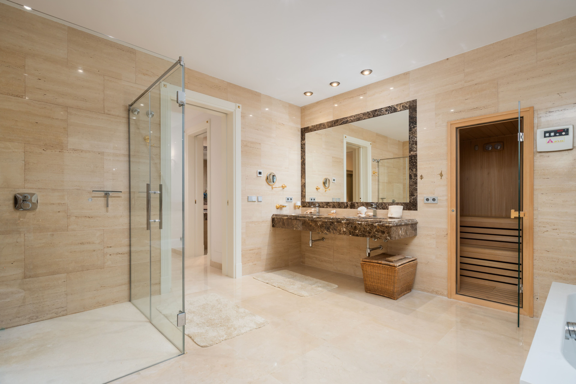 Nouvelle construction - Villa -
Estepona