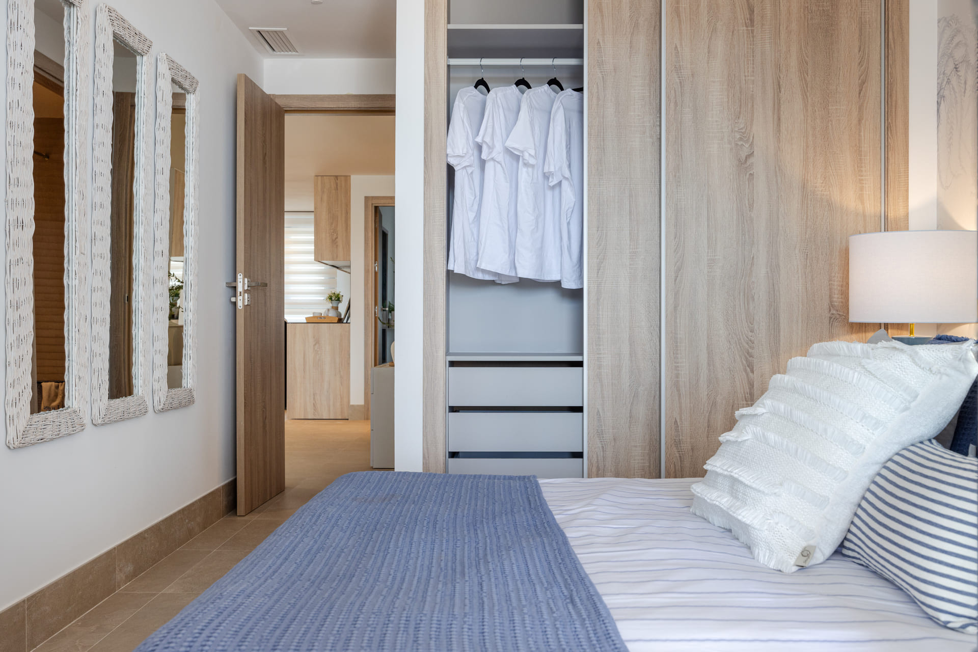 Новое здание - Бунгало -
Casares