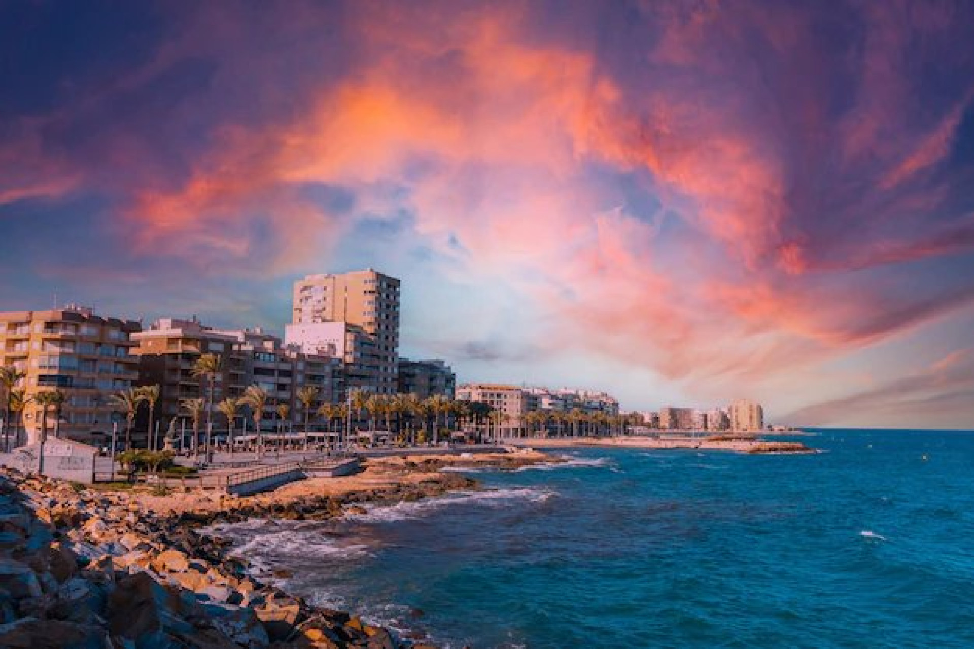 Новое здание - Бунгало -
Torrevieja