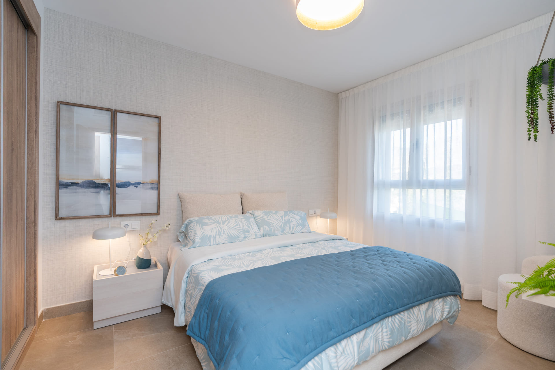Новое здание - Квартира / квартира -
Estepona