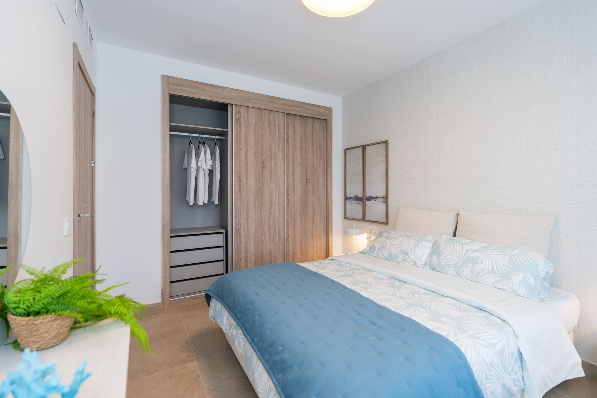 Новое здание - Квартира / квартира -
Estepona