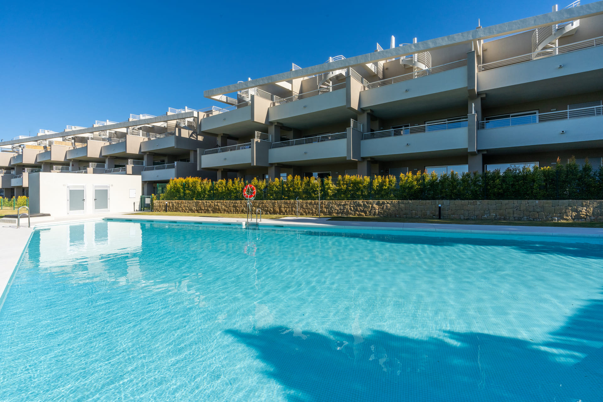 Новое здание - Квартира / квартира -
Estepona