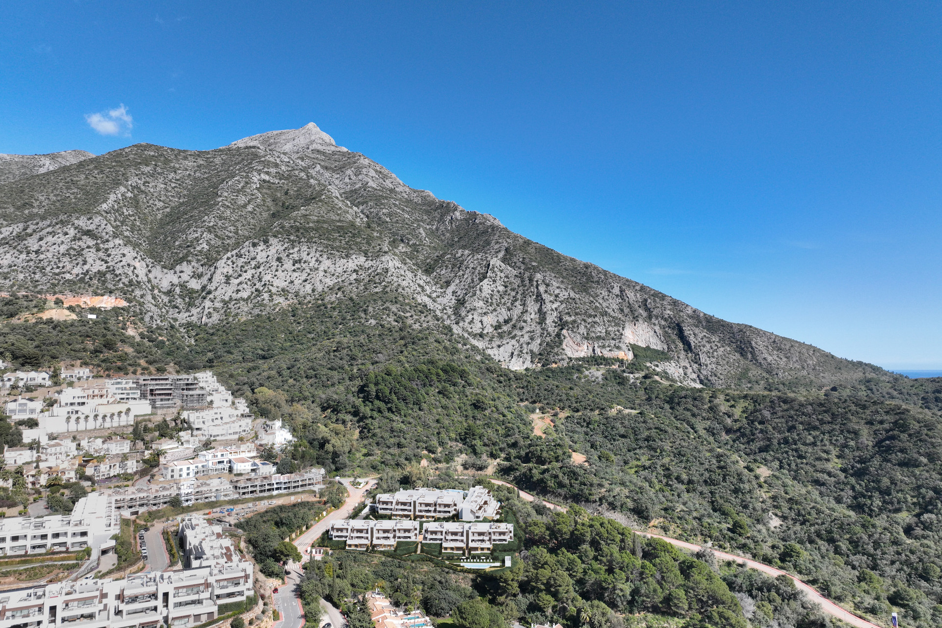 Новое здание - Квартира / квартира -
Istán