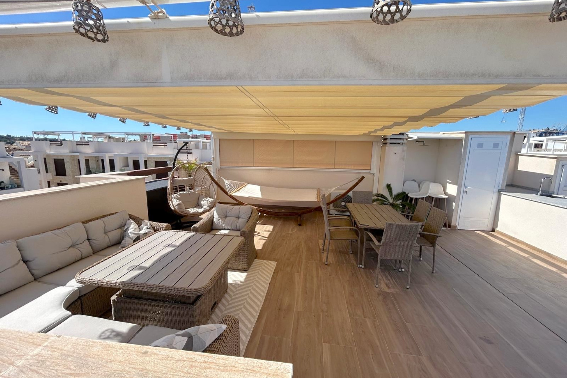 Новое здание - Квартира / квартира -
Torrevieja